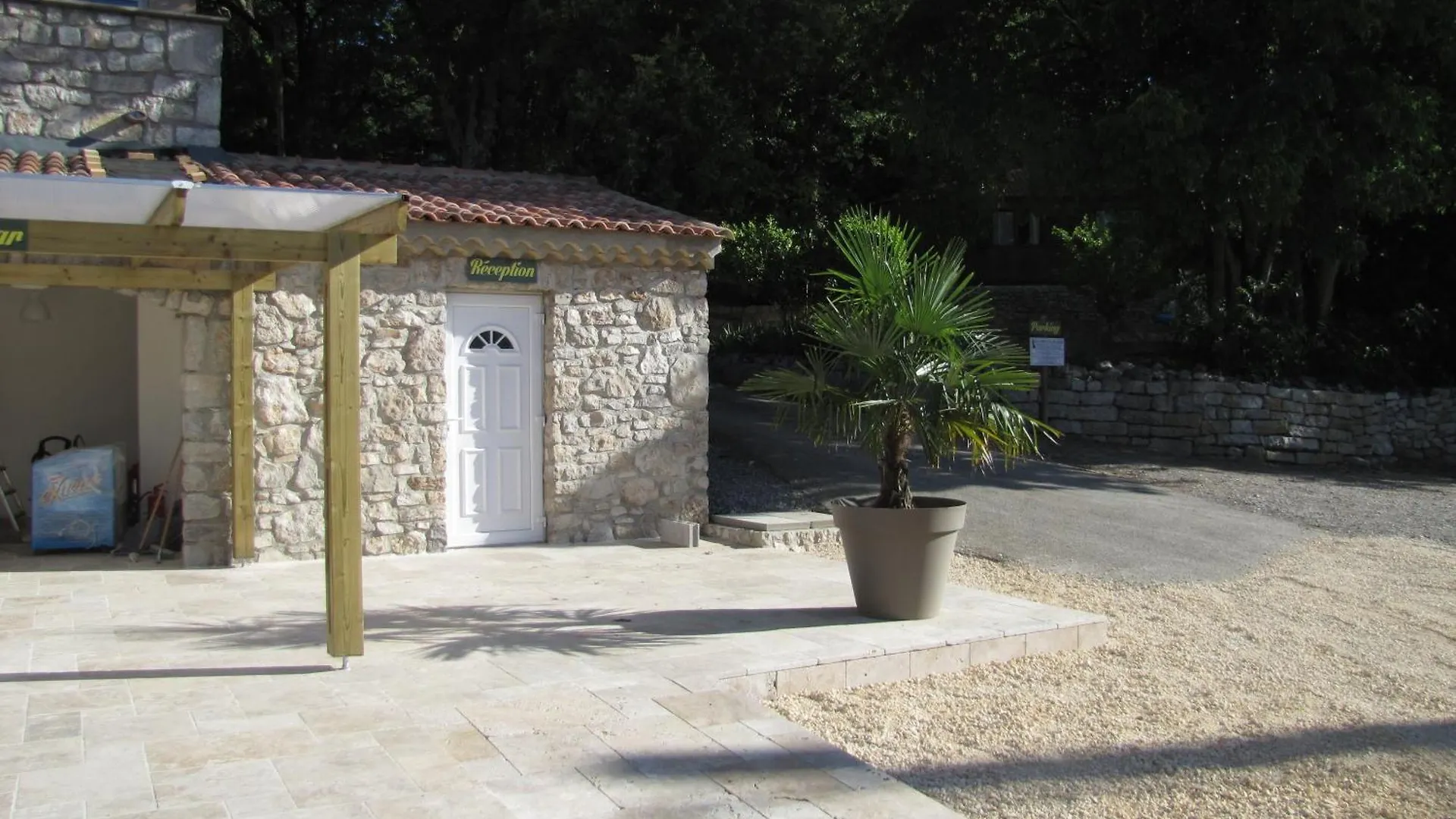 Camping Chalets Les Chenes Verts Vogue 3*,  France